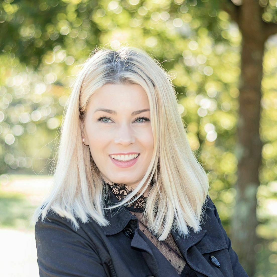 How To Get Yellow Out of Bleached Hair - Blonde Help